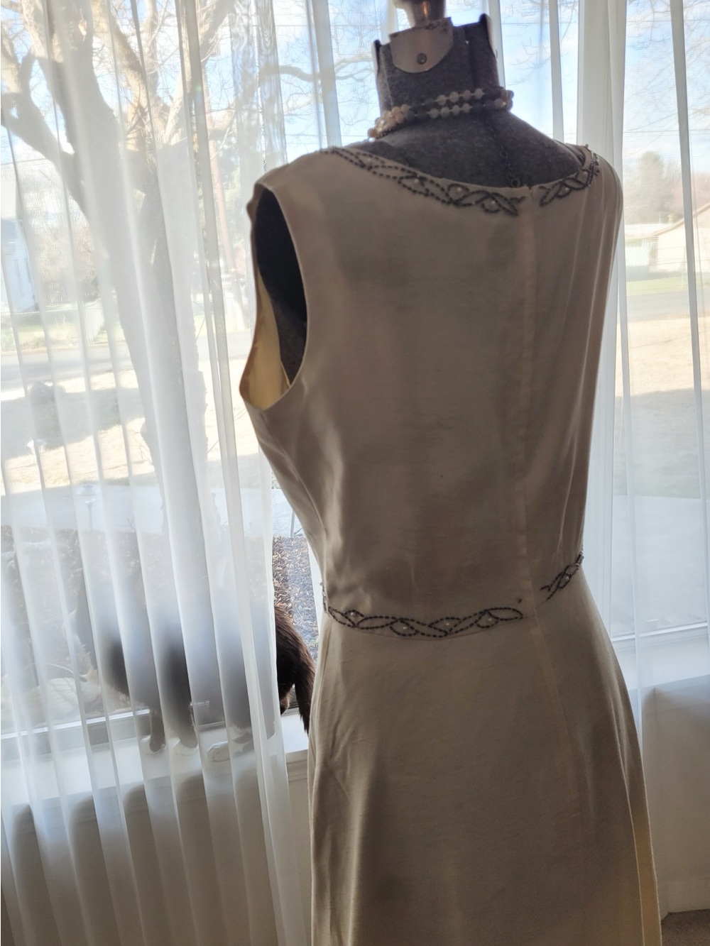 Vintage Cream Beaded V-Neck Dress with Brown Embroidery beading - Picture 2 of 7